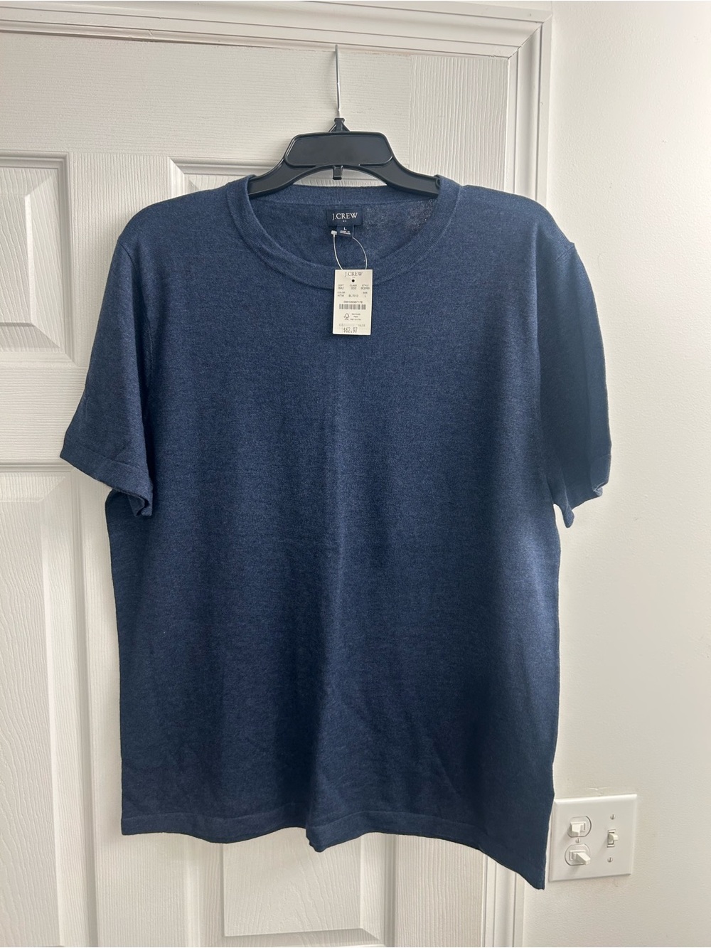 Men’s navy J Crew blue large linen/cotton t shirt